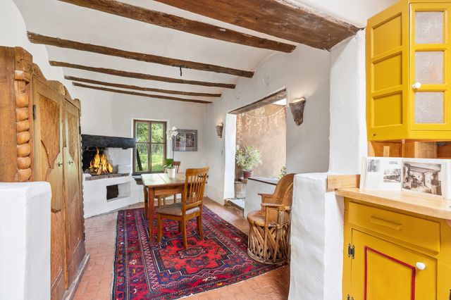 25 Paseo C De Baca, Santa Fe, NM 87507