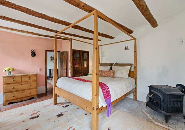 25 Paseo C De Baca, Santa Fe, NM 87507