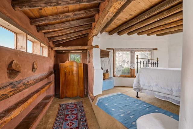 25 Paseo C De Baca, Santa Fe, NM 87507