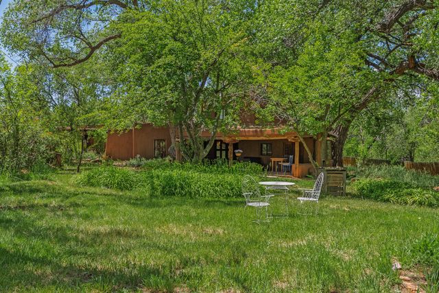 25 Paseo C De Baca, Santa Fe, NM 87507