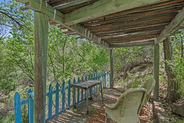 25 Paseo C De Baca, Santa Fe, NM 87507