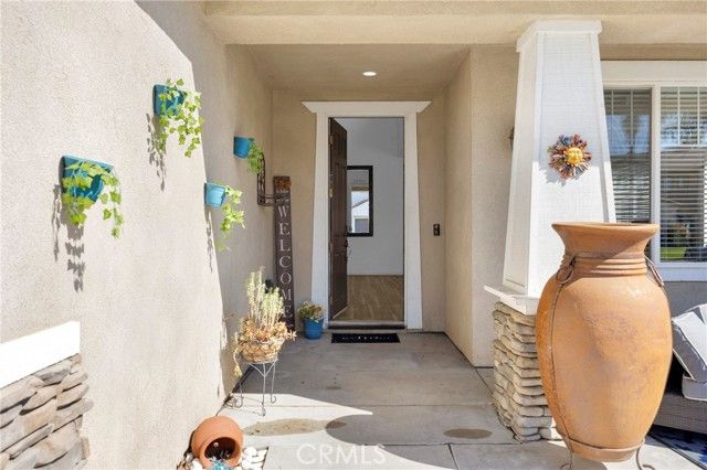 7292 Corona Valley, Eastvale, CA 92880