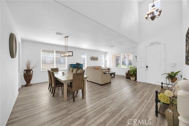 7292 Corona Valley, Eastvale, CA 92880