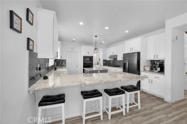 7292 Corona Valley, Eastvale, CA 92880