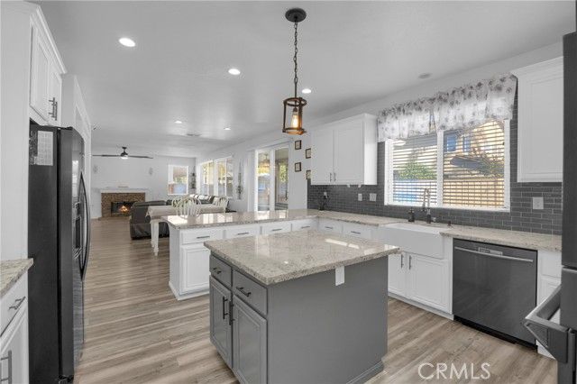 7292 Corona Valley, Eastvale, CA 92880