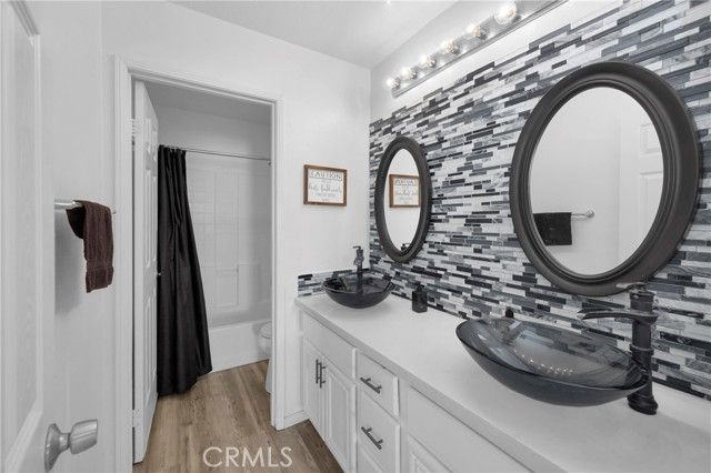 7292 Corona Valley, Eastvale, CA 92880