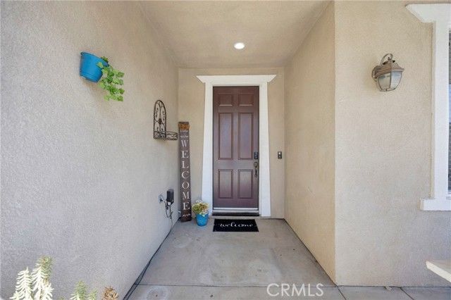 7292 Corona Valley, Eastvale, CA 92880