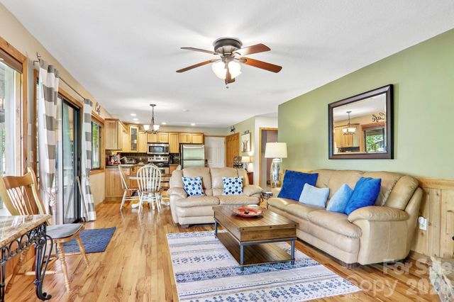 79 Chipmunk Lane, Maggie Valley, NC 28751