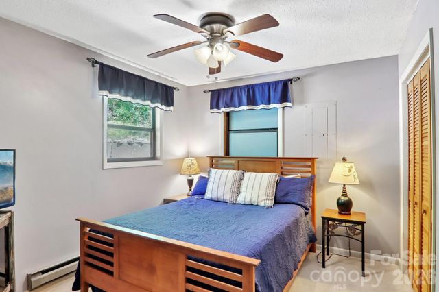 79 Chipmunk Lane, Maggie Valley, NC 28751