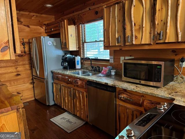 35 Big Buck Circle, Blue Ridge, GA 30513