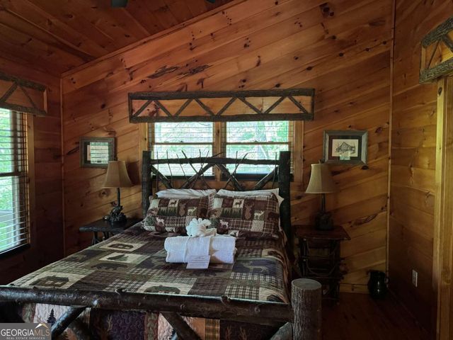 35 Big Buck Circle, Blue Ridge, GA 30513
