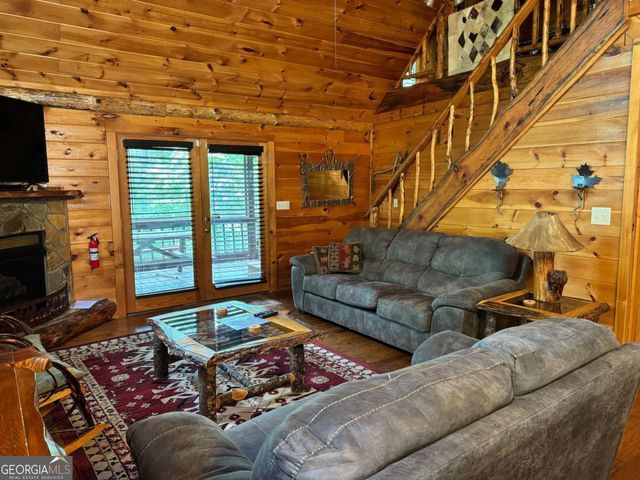 35 Big Buck Circle, Blue Ridge, GA 30513