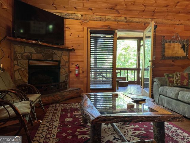 35 Big Buck Circle, Blue Ridge, GA 30513