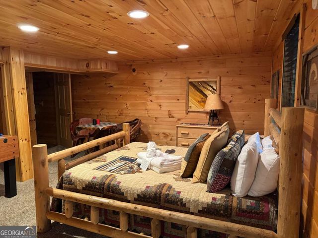35 Big Buck Circle, Blue Ridge, GA 30513