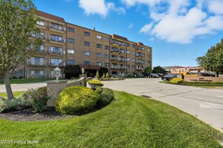 3030 Breckenridge Ln, 310, Louisville, KY 40220