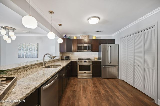 62 Dover Court, Tinton Falls, NJ 07753