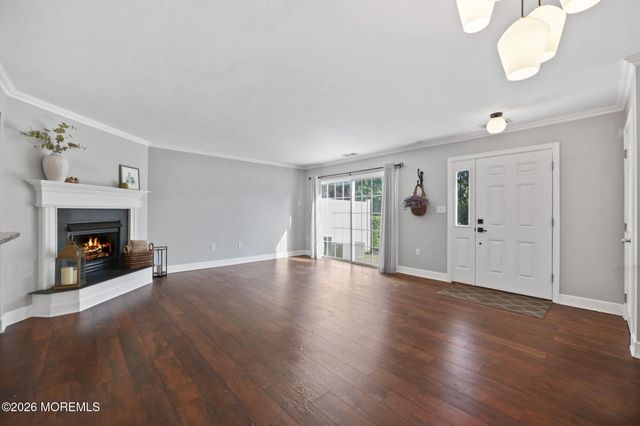 62 Dover Court, Tinton Falls, NJ 07753