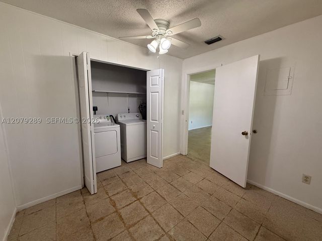 541 Mercury St 541, West Palm Beach, FL 33406