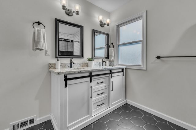 3627 Hunter Avenue, Royal Oak, MI 48073