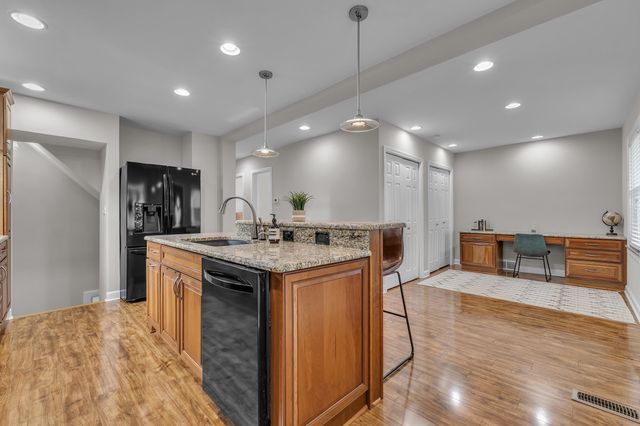 3627 Hunter Avenue, Royal Oak, MI 48073