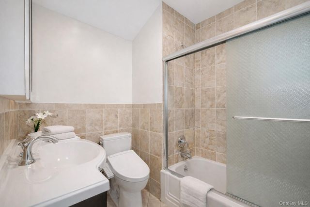 415 Pinebrook Boulevard, New Rochelle, NY 10804