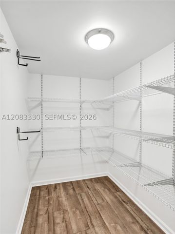 130 Cypress Club Dr 302, Pompano Beach, FL 33060