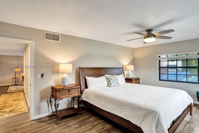 130 Cypress Club Dr 302, Pompano Beach, FL 33060