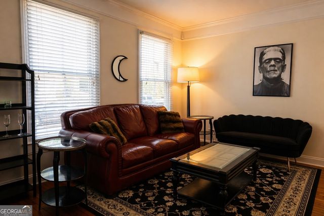 109 W 31st Street, Savannah, GA 31401