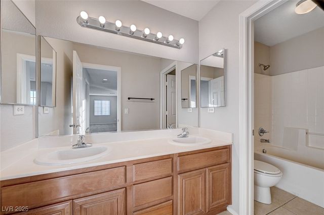 4328 Desert Home Avenue, North Las Vegas, NV 89085