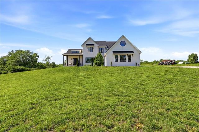 29706 E Easley Road, Lee's Summit, MO 64086
