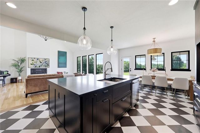 29706 E Easley Road, Lee's Summit, MO 64086