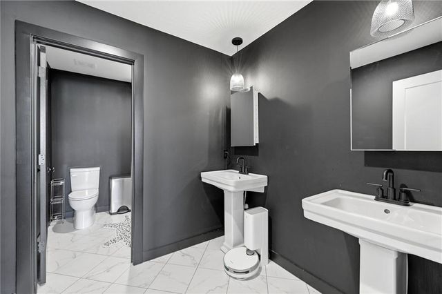 29706 E Easley Road, Lee's Summit, MO 64086