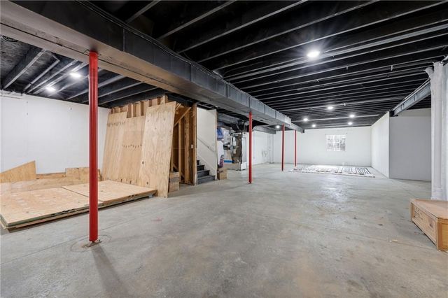 29706 E Easley Road, Lee's Summit, MO 64086