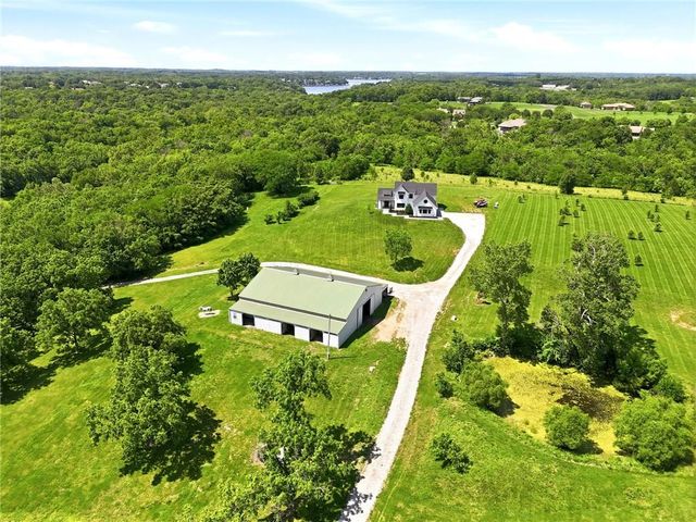 29706 E Easley Road, Lee's Summit, MO 64086