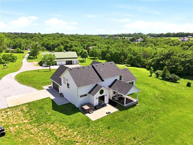 29706 E Easley Road, Lee's Summit, MO 64086