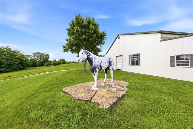 29706 E Easley Road, Lee's Summit, MO 64086