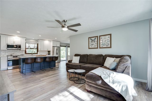 2336 Washington Mill Road, Xenia, OH 45385