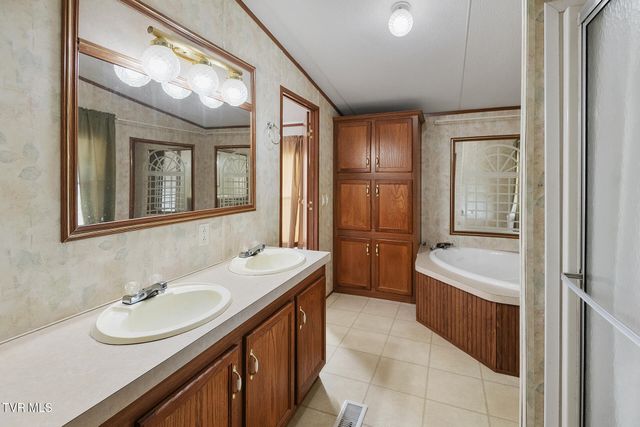 172 Astor Bowers Road, Greeneville, TN 37743