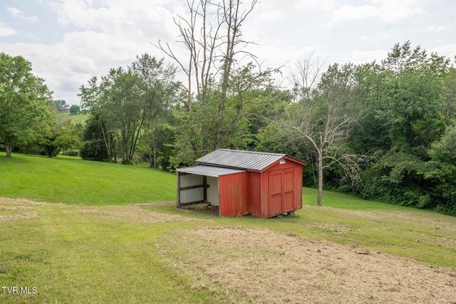 172 Astor Bowers Road, Greeneville, TN 37743