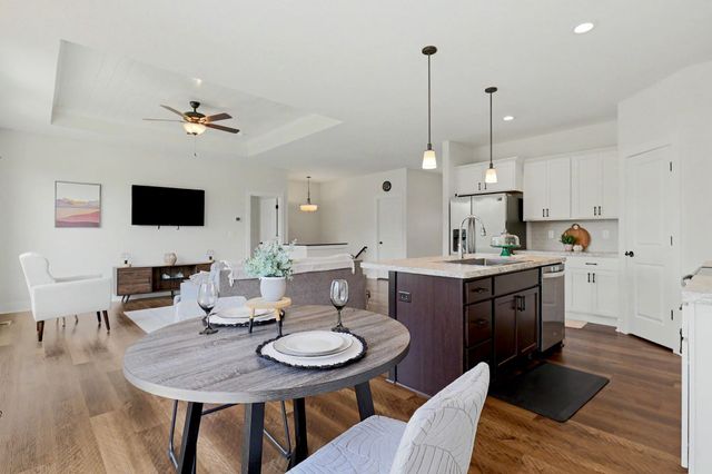 1125 E Prairie Hill Cir, Park City, KS 67219