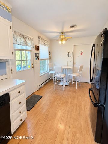 24A Cambridge Circle, Manchester, NJ 08759