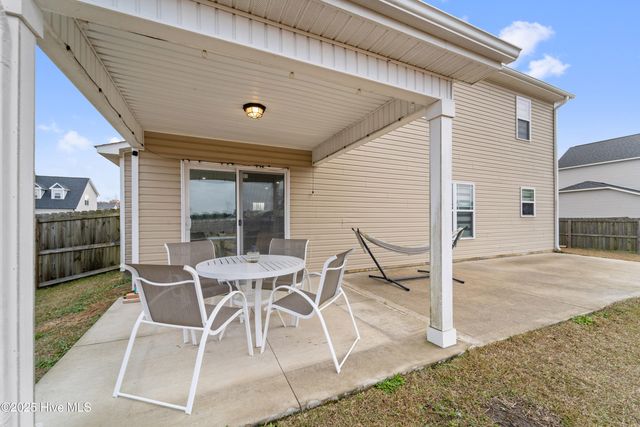 408 Cattle Ranch Lane, Jacksonville, NC 28546