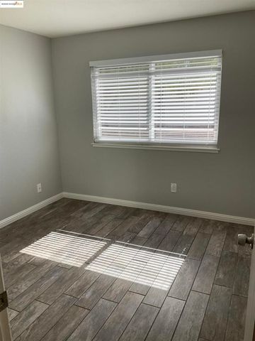 223 E. Trident Drive, Pittsburg, CA 94565