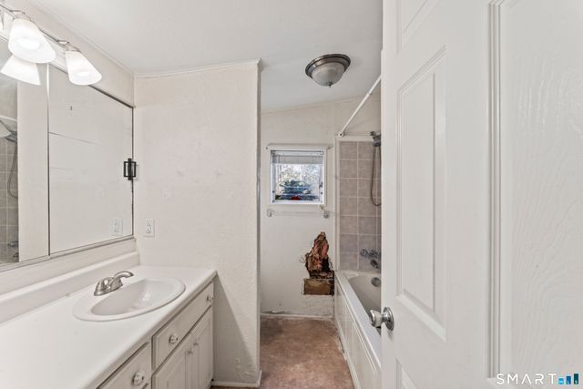 683 Berkshire Road, Southbury, CT 06488