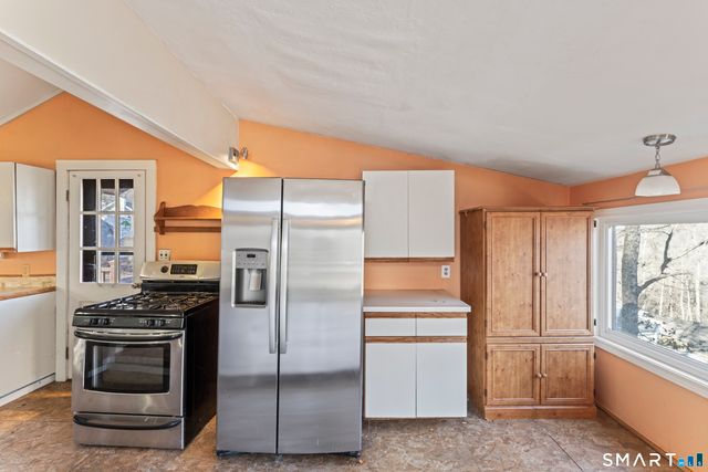 683 Berkshire Road, Southbury, CT 06488