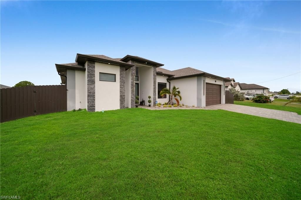 1112 Chiquita BLVD N, CAPE CORAL, FL 33993 — photo 2