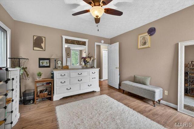 121 Barrett Drive, Swansea, IL 62226