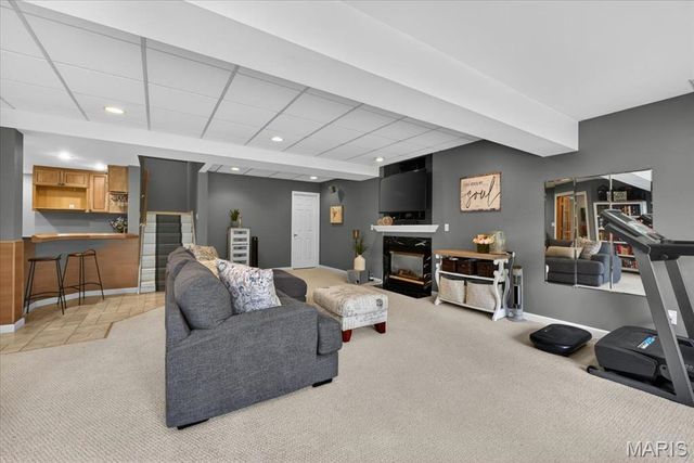 121 Barrett Drive, Swansea, IL 62226
