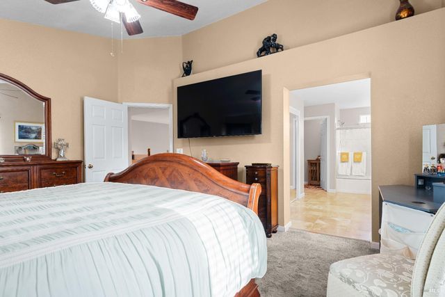 976 Cashel Cir, Vacaville, CA 95688