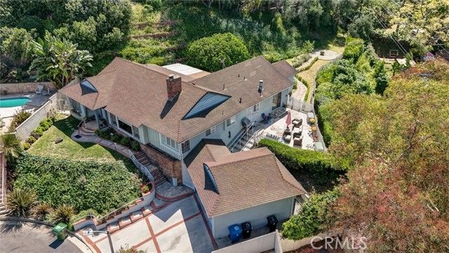 5390 Stillwater Drive, Los Angeles, CA 90008